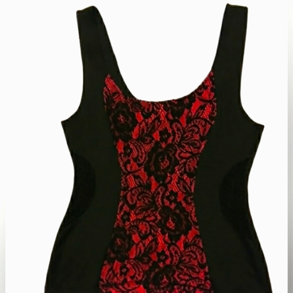 Charlotte Russe Corset Style Tank with Lace Overlay and Lace Side Panels Size L